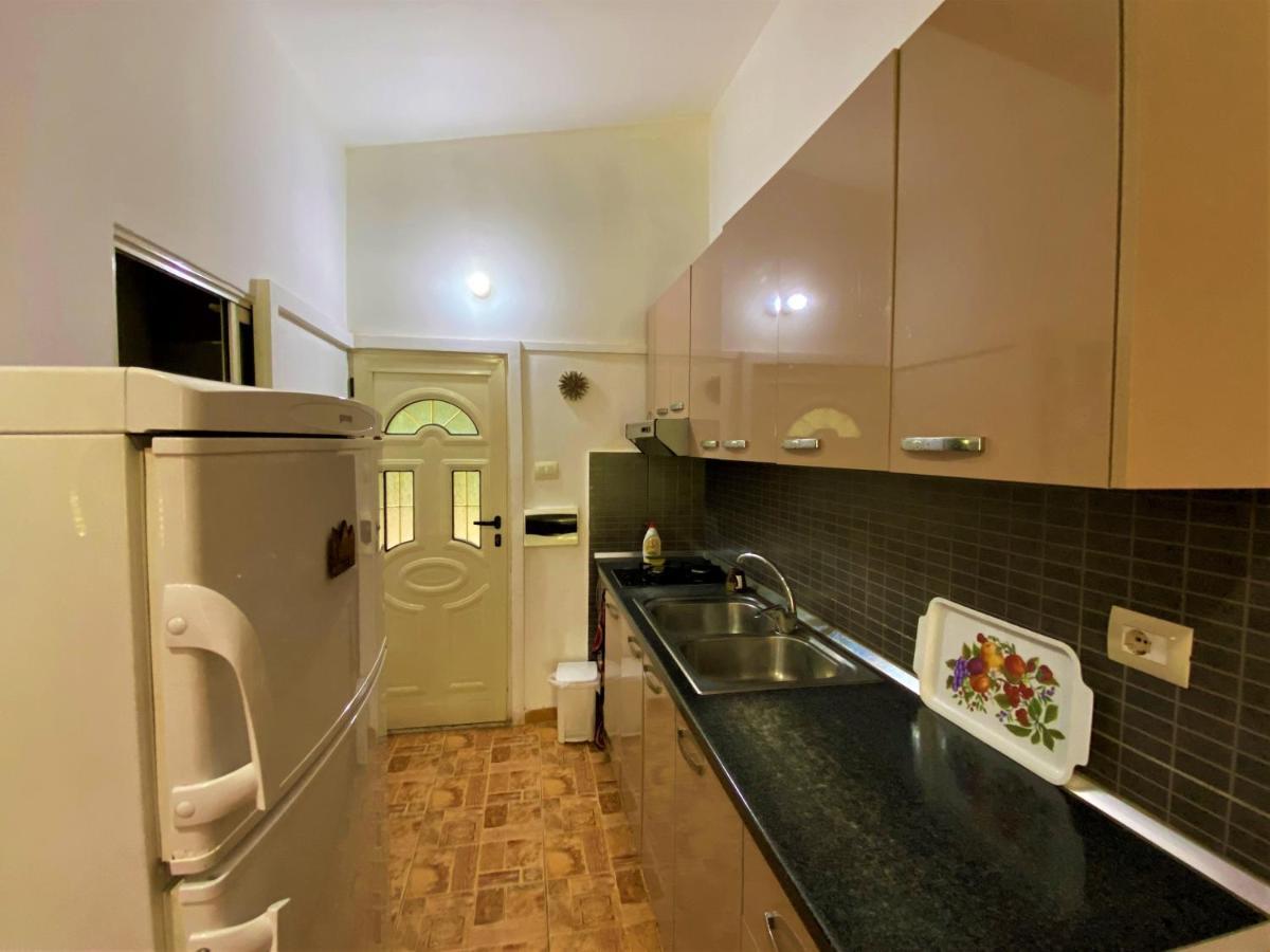 Ramo'S Green Beachside Retreat - Cozy 2 Bedroom Home Vlorë Exterior foto