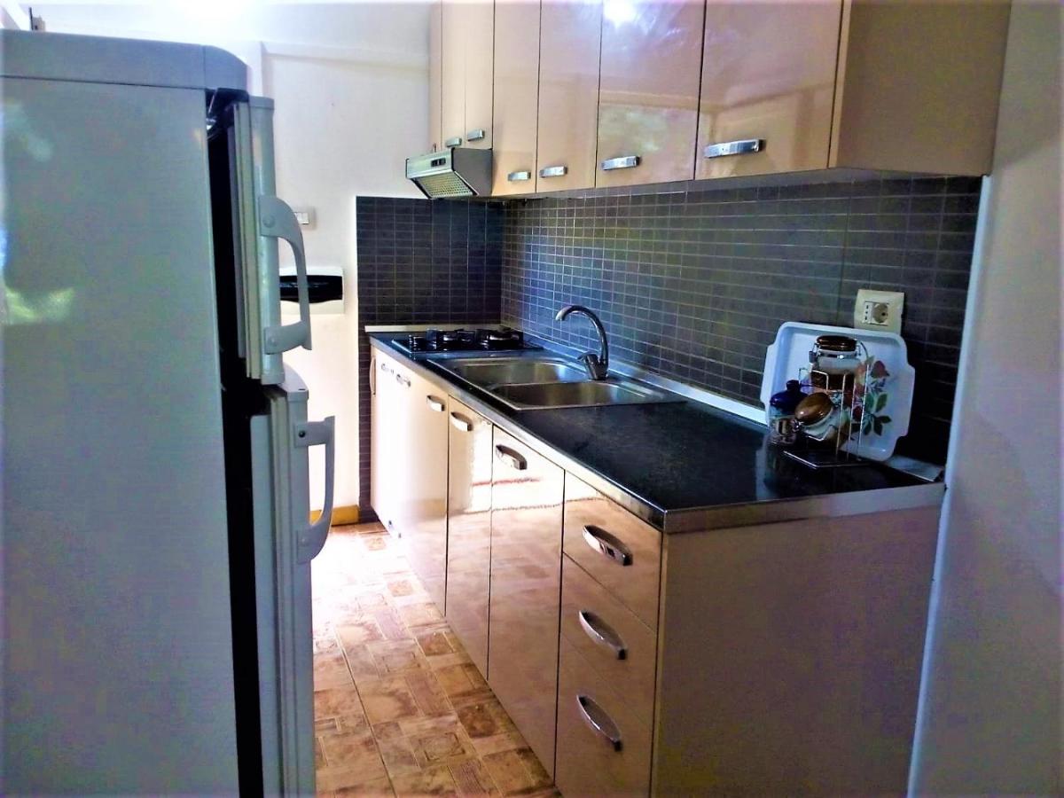 Ramo'S Green Beachside Retreat - Cozy 2 Bedroom Home Vlorë Exterior foto