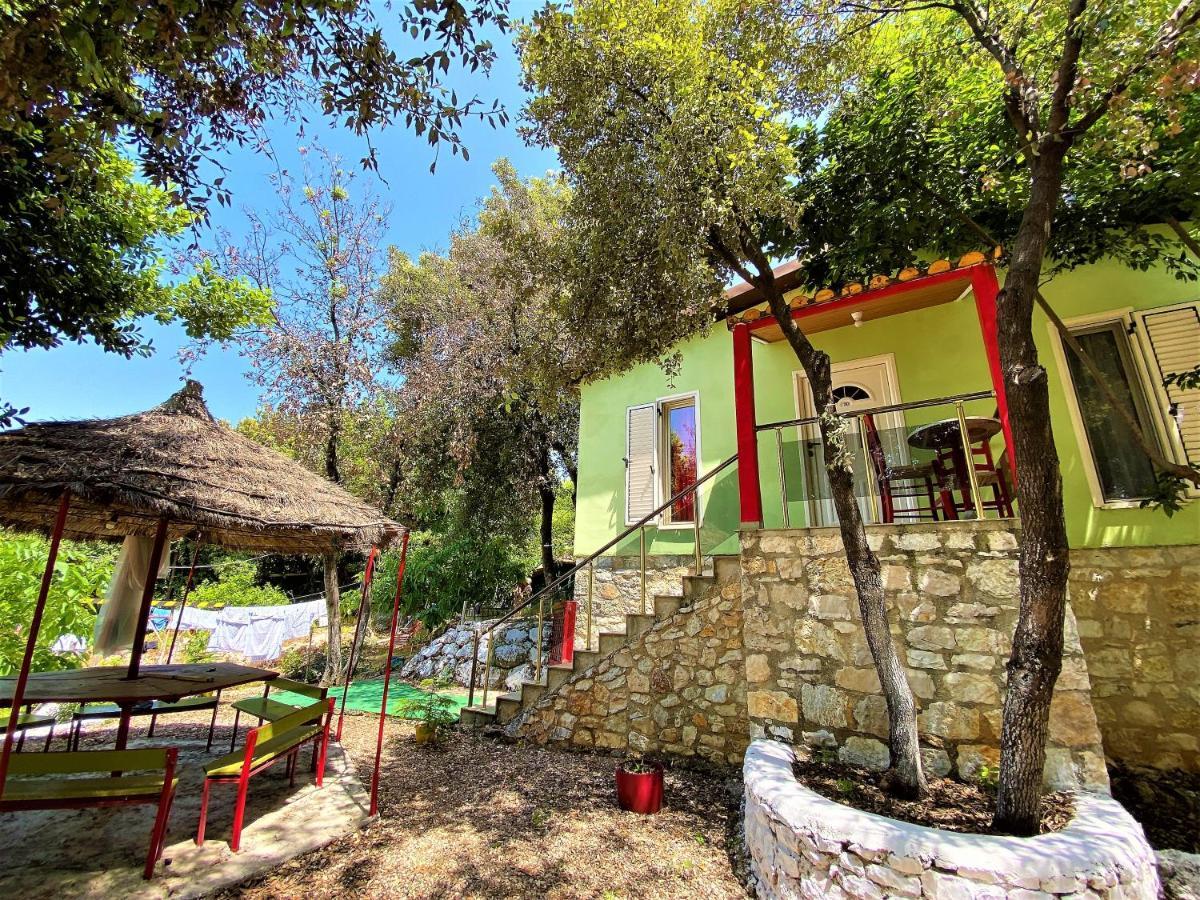 Ramo'S Green Beachside Retreat - Cozy 2 Bedroom Home Vlorë Exterior foto